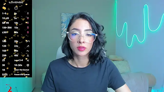 barbie scoth  online show from October 10, 4:00 am