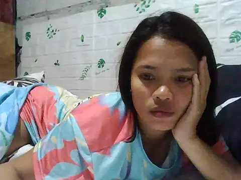 Silly Girl21 online show from December 5, 1:09 pm