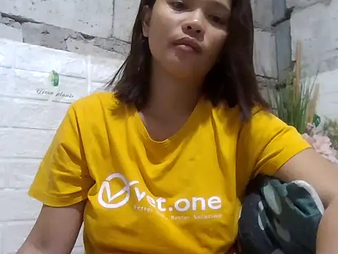 Snapshot of Silly_Girl21 chatting on February 20, 11:49 pm Silly Girl21 online show from February 20, 11:49 pm