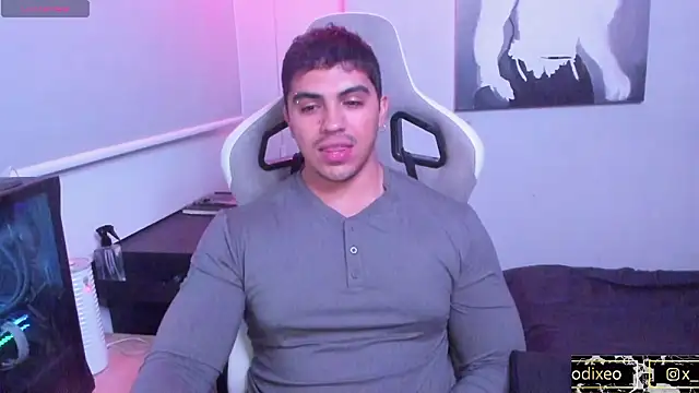 Snapshot of x-odixeo chatting on March 26, 12:39 am x-odixeo online show from March 26, 12:39 am