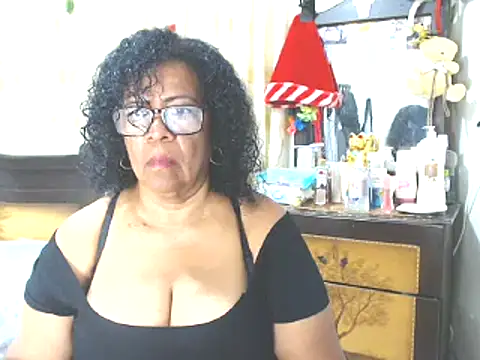 Yayis-hot-sexyw online show from December 28, 9:51 pm