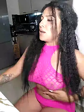 hot-babygirl online show from June 30, 8:10 pm