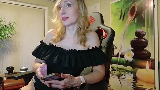 HotLana69 online show from March 25, 5:30 pm