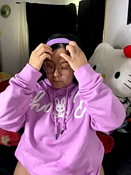 MsConejitaa online show from December 22, 7:00 pm