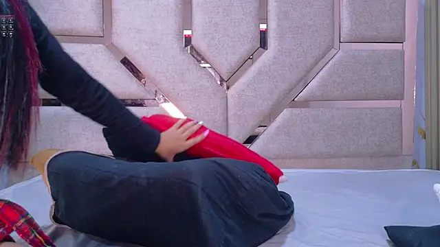 DANIK STAR online show from September 19, 7:14 pm