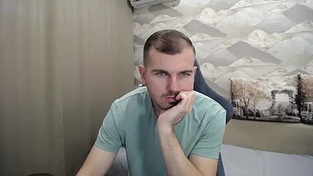 SerzhKorol1 online show from October 9, 7:39 am