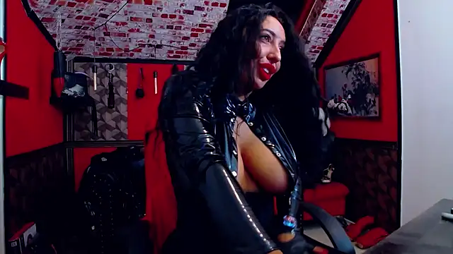 DommeBellatrix online show from October 7, 5:15 am