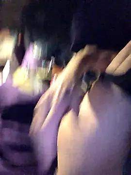 Snapshot of Vonniecd chatting on September 28, 10:09 am Vonniecd online show from September 28, 10:09 am