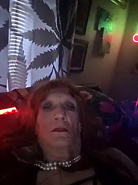 Snapshot of Vonniecd chatting on November 9, 4:05 pm Vonniecd online show from November 9, 4:05 pm