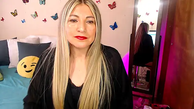 Jolie-Mature online show from October 22, 9:25 pm