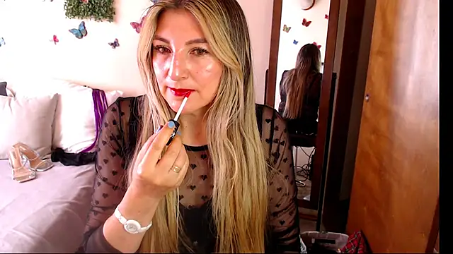 Jolie-Mature online show from June 2, 9:17 pm