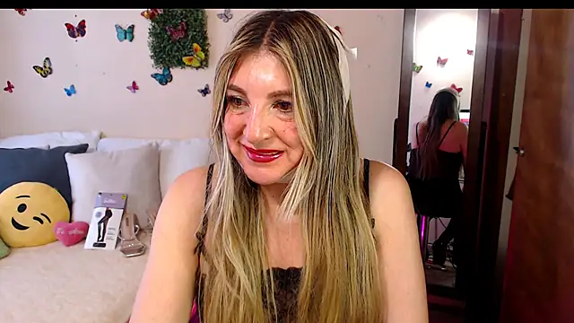 Jolie-Mature online show from June 23, 10:19 pm