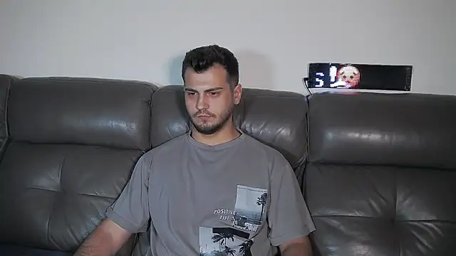 CrazyDom1 online show from August 3, 10:46 pm