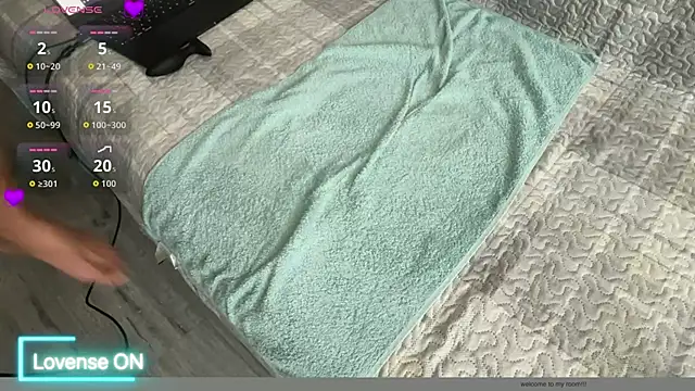 Snapshot of TigerOne19 chatting on February 19, 11:50 am TigerOne19 online show from February 19, 11:50 am