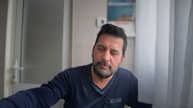 Snapshot of TigerOne19 chatting on February 23, 9:06 am TigerOne19 online show from February 23, 9:06 am