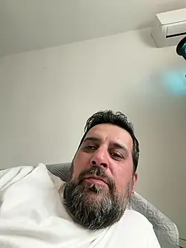 Snapshot of TigerOne19 chatting on March 1, 1:02 pm TigerOne19 online show from March 1, 1:02 pm