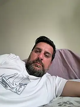 Snapshot of TigerOne19 chatting on March 24, 3:50 pm TigerOne19 online show from March 24, 3:50 pm