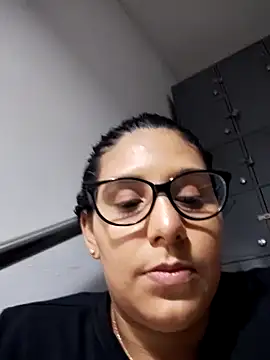 DanielleEvans  online show from January 20, 11:13 am