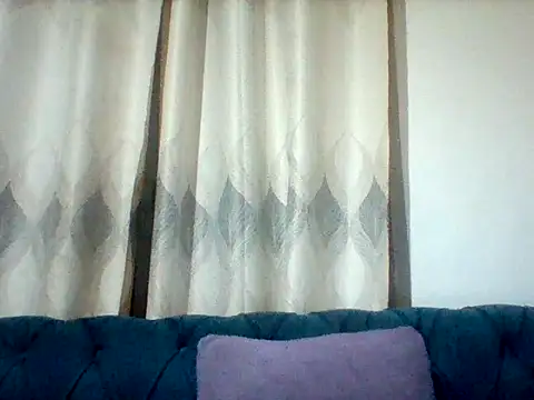 Snapshot of mclntz_bbc chatting on February 20, 12:18 am mclntz bbc online show from February 20, 12:18 am