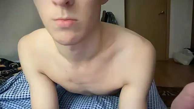 Snapshot of Lamonteik chatting on October 25, 12:29 am Lamonteik online show from October 25, 12:29 am