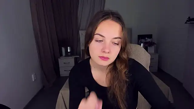 Snapshot of KristinaLoison chatting on December 10, 4:06 pm KristinaLoison online show from December 10, 4:06 pm