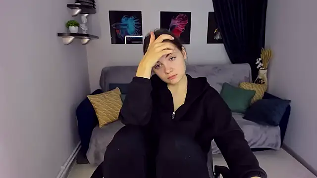 Snapshot of KristinaLoison chatting on December 24, 4:11 am KristinaLoison online show from December 24, 4:11 am