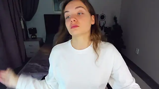 Snapshot of KristinaLoison chatting on January 12, 4:18 pm KristinaLoison online show from January 12, 4:18 pm