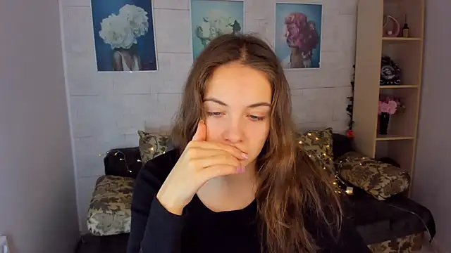 Snapshot of KristinaLoison chatting on January 15, 11:21 am KristinaLoison online show from January 15, 11:21 am