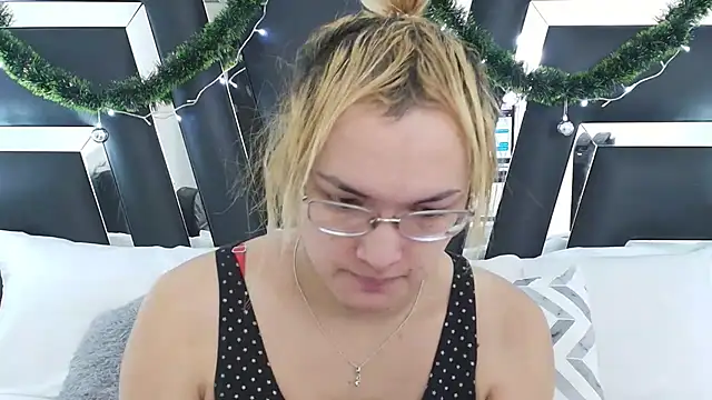 katya kozlov online show from December 4, 3:15 am