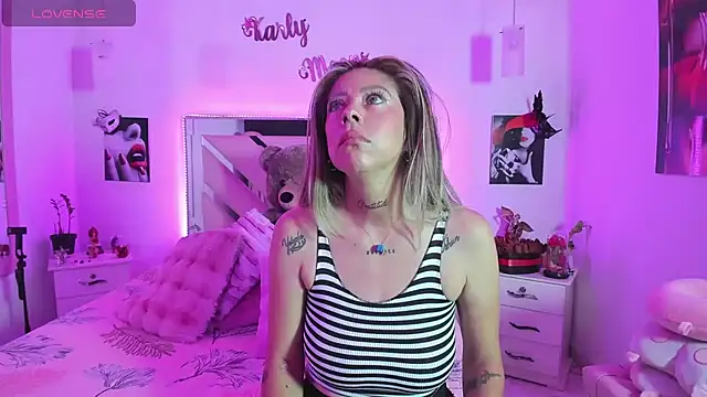 Karly moon online show from September 15, 11:38 pm