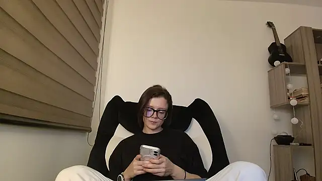 Arya starrk online show from January 16, 1:09 am