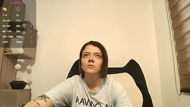 Snapshot of Arya_starrk chatting on June 11, 1:31 pm Arya starrk online show from June 11, 1:31 pm