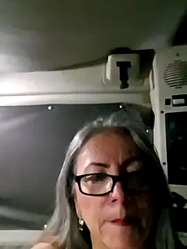 EvaRobinson online show from December 30, 11:06 pm