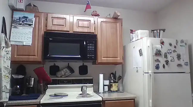 EvaRobinson online show from February 25, 3:05 pm