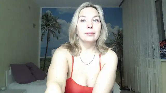 Snapshot of soaring_love chatting on December 31, 4:16 am soaring love online show from December 31, 4:16 am