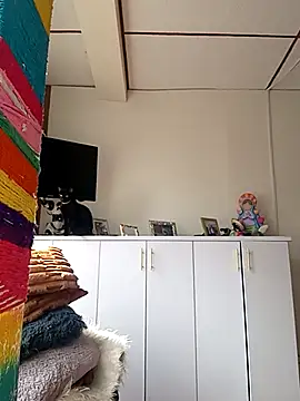 kelly dirty  online show from October 30, 7:58 pm