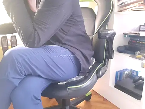 feathersify online show from September 25, 6:17 am