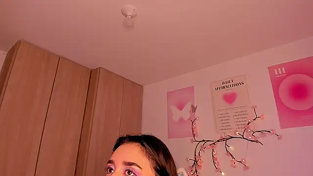 Snapshot of alexa_6908 chatting on November 24, 9:03 pm alexa 6908 online show from November 24, 9:03 pm