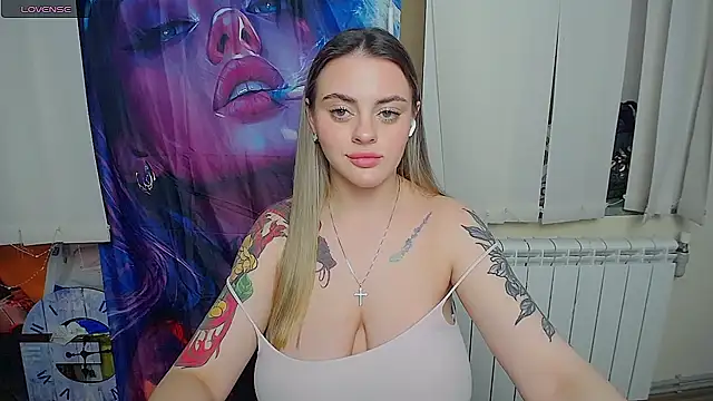 Lilia Moon online show from March 31, 1:00 pm