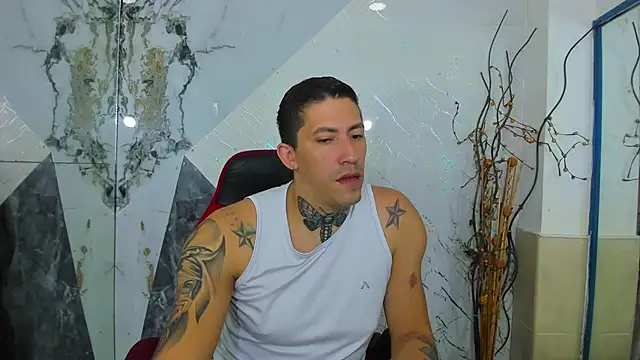 yeckodream online show from December 15, 4:39 am