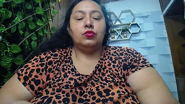 TistMature online show from November 8, 1:00 pm