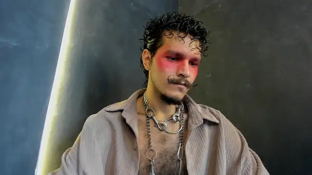 die mond online show from December 15, 3:38 pm