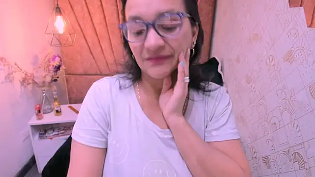 MarilynMiilf  online show from September 11, 8:31 pm