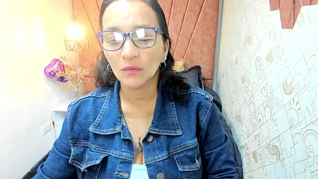 MarilynMiilf  online show from November 15, 8:05 pm