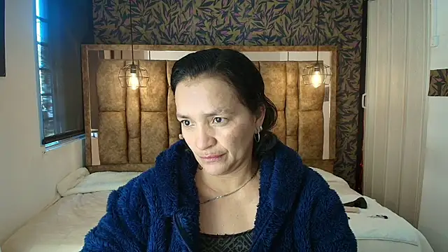 MarilynMiilf  online show from June 10, 7:35 pm