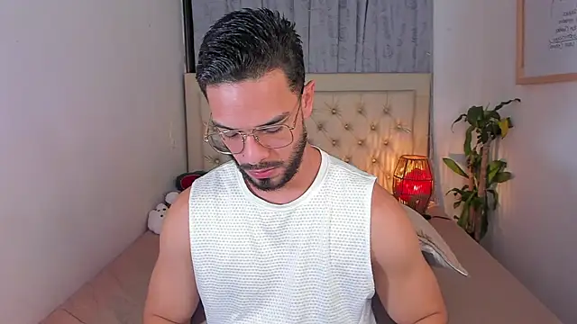 Josseph1  online show from January 12, 4:52 am