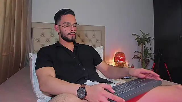 Josseph1  online show from February 25, 5:41 am