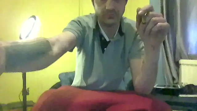 ThatGuyNextDoor1992 online show from February 22, 2:41 pm