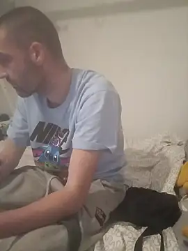 ThatGuyNextDoor1992 online show from October 20, 9:59 pm