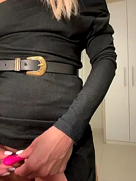 AliceStone19 online show from October 17, 5:04 pm